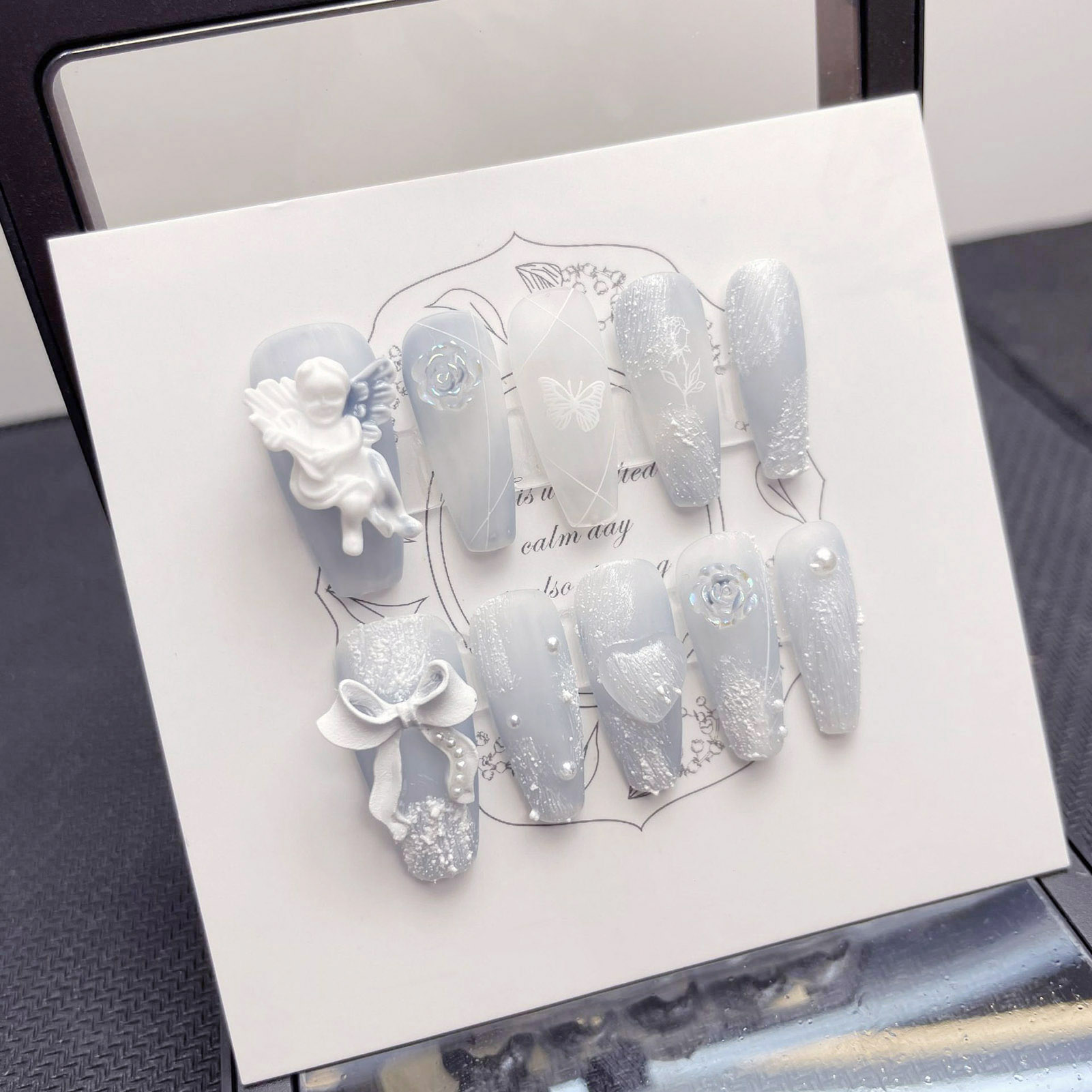 Faux Ange en Plâtre 3D Fait à  - Nail Art Press On avis et prix