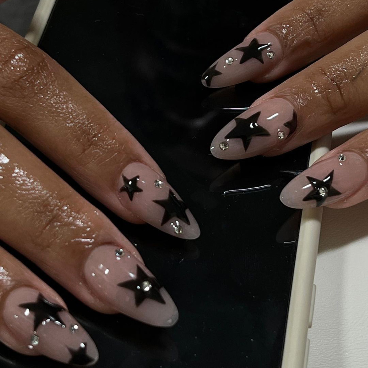 24 faux ongles à presser en fo - Nail Art Press On avis et prix