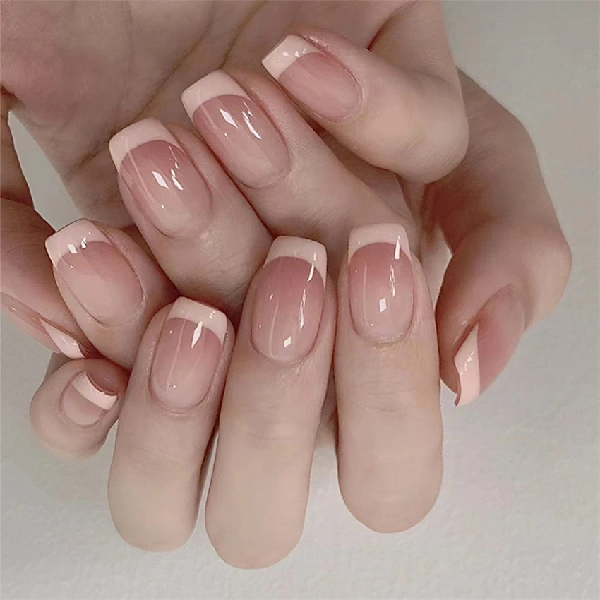 Faux ongles français courts et - Nail Art Press On avis et prix